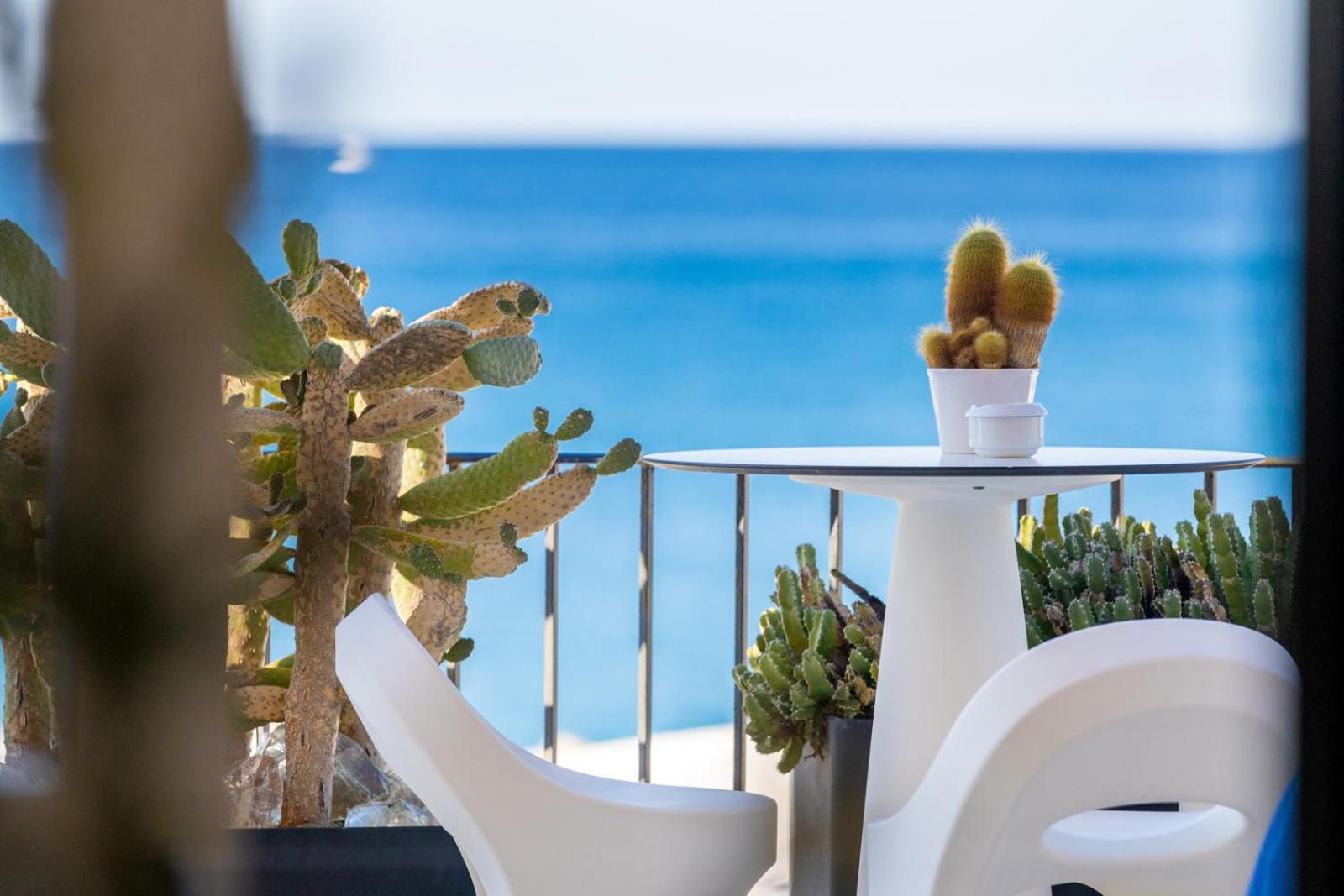 Hotel Albatros วาริกอตติ ภายนอก รูปภาพ