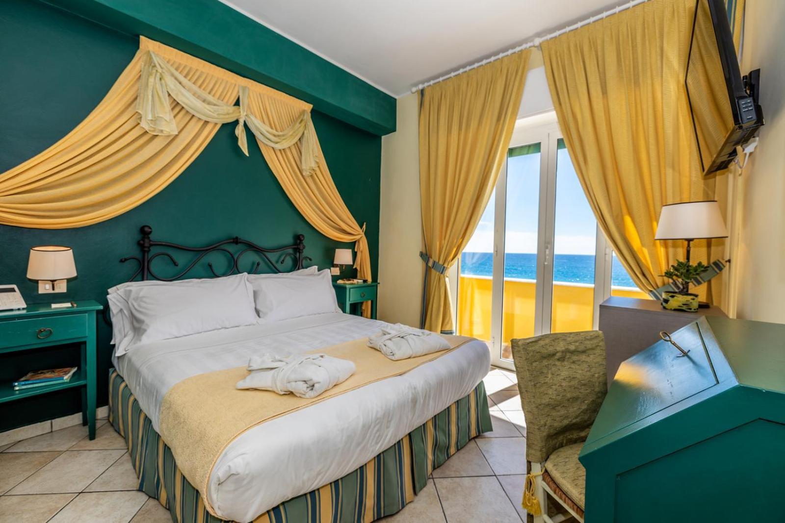 Hotel Albatros วาริกอตติ ภายนอก รูปภาพ